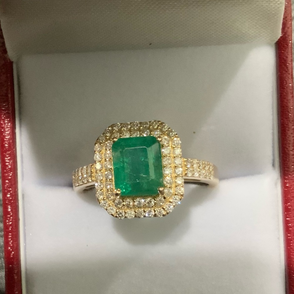Elegant Natural Emerald & Diamond Ring, 14k